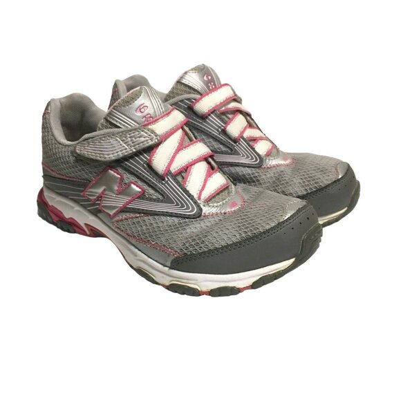 New Balance 687 Sneakers Size 5 Running Shoes KV687SPG Gray Pink - Picture 1 of 12